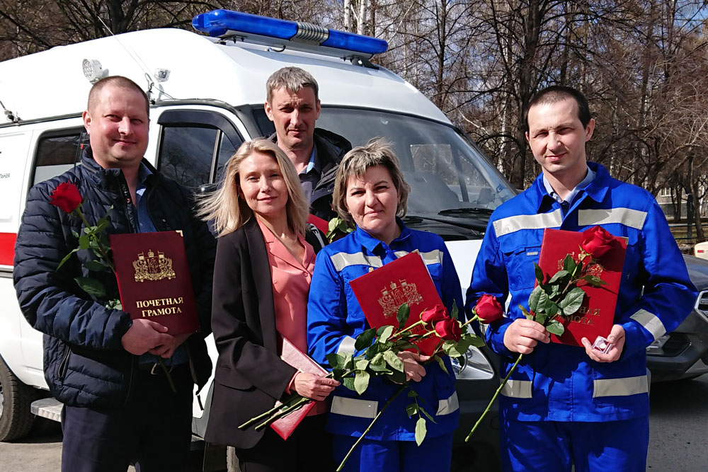 награждение фельдшеров скорой. медик года 2022 в приморье. награждение фельдшеров. медаль фельдшеру. медаль даши севастопольской.