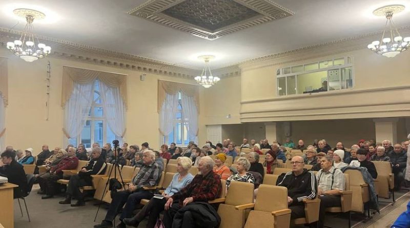 Обучение пенсионеров: новые возможности для людей «серебряного» возраста!