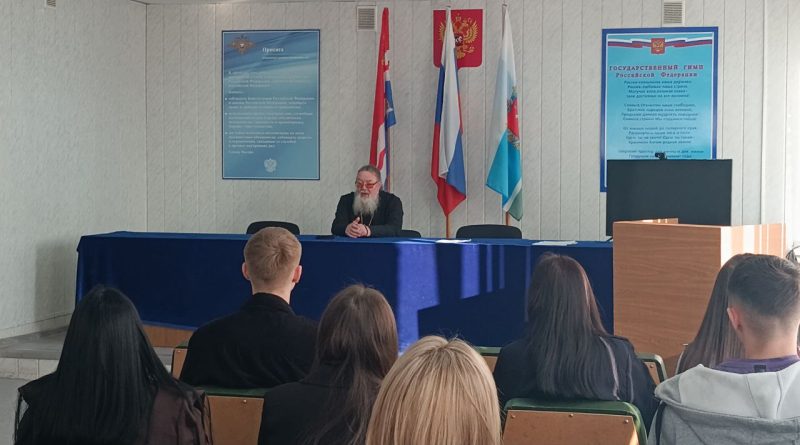 Встреча поколений состоялась в каменской полиции