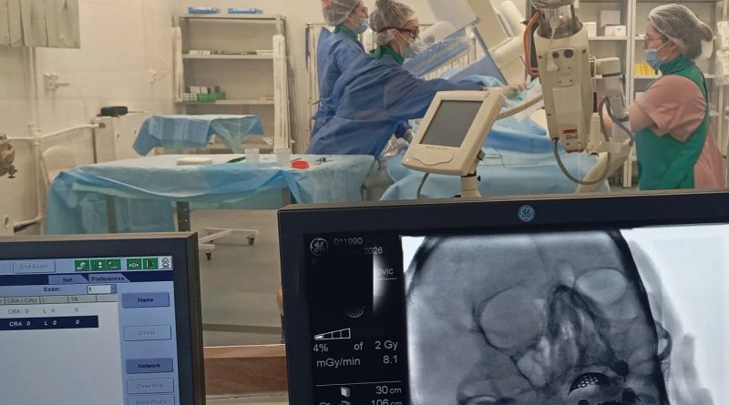 Врачи Городской больницы Каменска-Уральского за сутки полностью восстановили 53-летнего мужчину после обширного инсульта