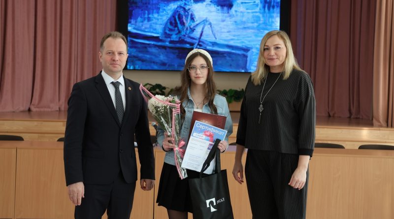 В Каменске-Уральском подведены итоги выставки детских работ «Чистая вода»