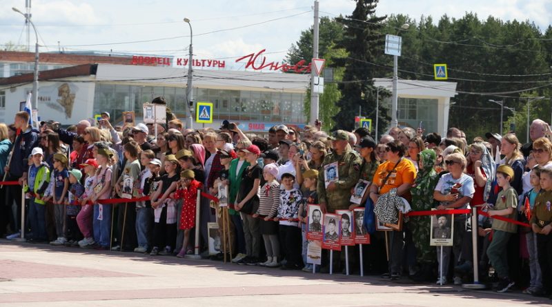 В Каменске-Уральском готовятся к традиционным майским праздникам