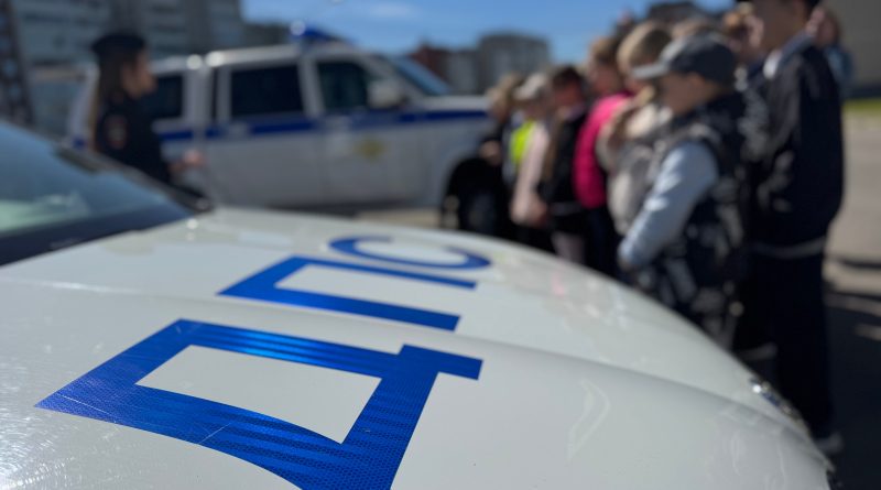 Школьники познакомились с работой городской полиции