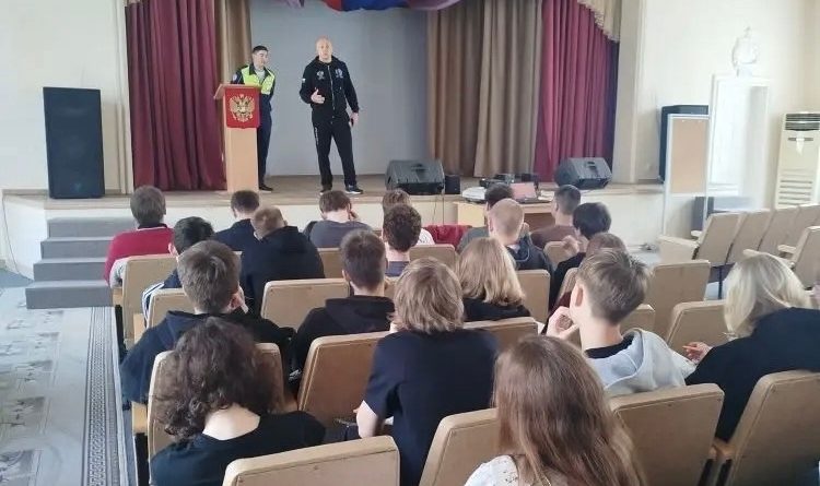 «Внимание — дети!» и «Практика безопасности»