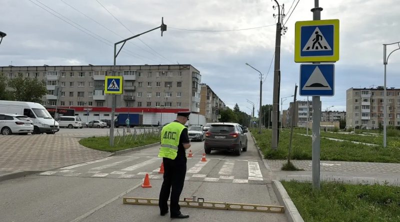 Нарушение правил проезда пешеходного перехода привело к ДТП с травмированием несовершеннолетнего в Каменске-Уральском