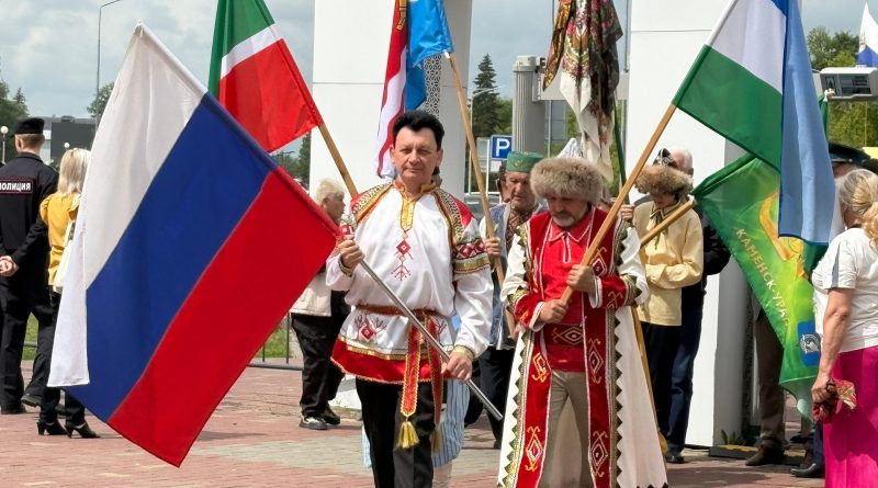 Сабантуй в Каменске-Уральском: праздник национальных традиций, дружбы и единства Сабантуй в Каменске-Уральском: праздник национальных традиций, дружбы и единства
