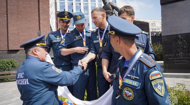 Каменск-Уральский в списке лучших: смотр-конкурс на лучшее звено газодымозащитной службы Каменск-Уральский в списке лучших: смотр-конкурс на лучшее звено газодымозащитной службы
