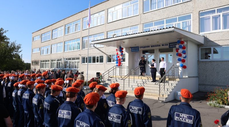«Приказываю жить!»: в Каменске-Уральском открыли мемориальную доску и музей Героя России генерала армии Виктора Дубынина «Приказываю жить!»: в Каменске-Уральском открыли мемориальную доску и музей Героя России генерала армии Виктора Дубынина