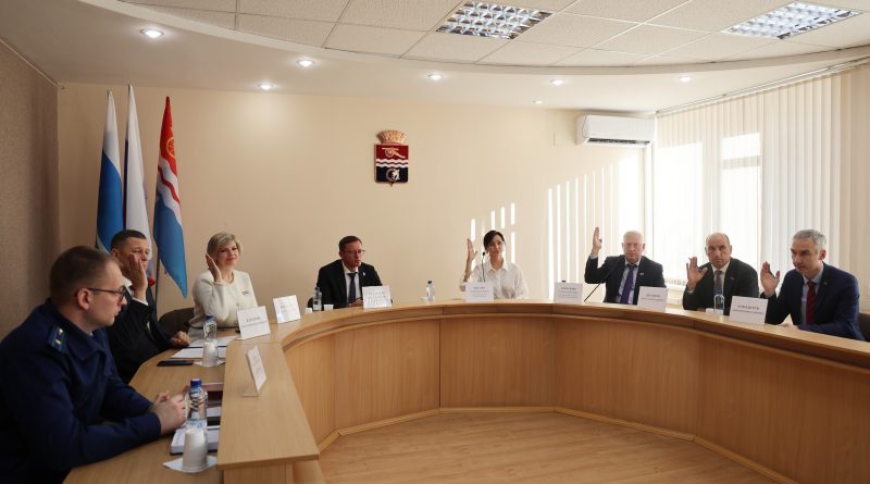 Городская Дума приняла решение о корректировке ставки земельного налога: разъяснения специалистов и расчеты Городская Дума приняла решение о корректировке ставки земельного налога: разъяснения специалистов и расчеты